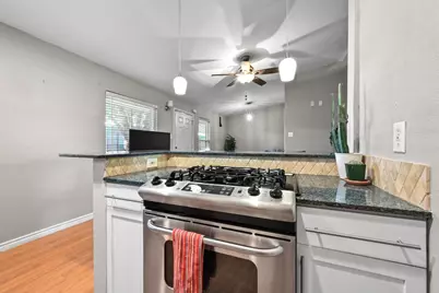 2021 Bluebonnet Lane #203, Austin, TX 78704 - Photo 12