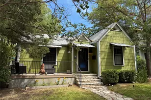 702 E 45th 1/2 St, Austin, TX 78751 - Photo 2