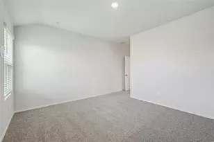 1711 Windsor Blvd, Lockhart, TX 78644 - Photo 10