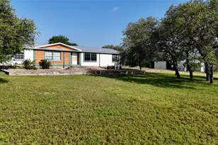 204 Lagitos Ln, Llano, TX 78643 - Photo 10