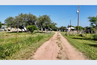 204 Lagitos Lane, Llano, TX 78643 - Photo 6