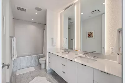 301 West Avenue #2009, Austin, TX 78701 - Photo 22
