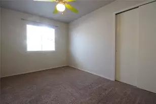128 Challenger, Kyle, TX 78640 - Photo 18