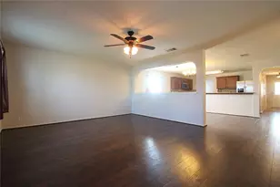 128 Challenger, Kyle, TX 78640 - Photo 8