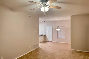 614 Bent Wood Dr, Leander, TX 78641 - Photo 2