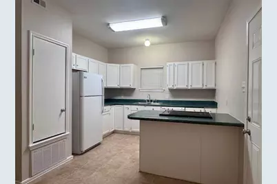 614 Bentwood Drive, Leander, TX 78641 - Photo 4