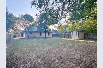 614 Bentwood Drive, Leander, TX 78641 - Photo 10