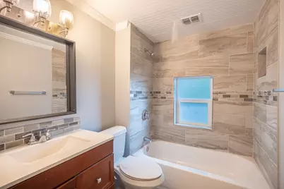 2100 E 2nd Street, Austin, TX 78702 - Photo 14