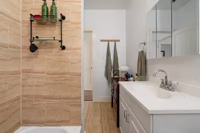 1110 Christie Drive, Austin, TX 78721 - Photo 14