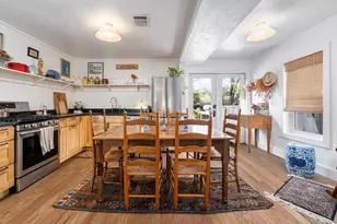 1110 Christie Dr, Austin, TX 78721 - Photo 8