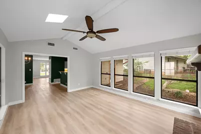 902 Emerald Wood Drive, Austin, TX 78745 - Photo 14