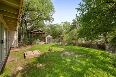 902 Emerald Wood Drive, Austin, TX 78745 - Photo 32