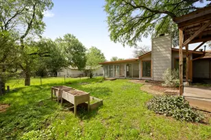 902 Emerald Wood Dr, Austin, TX 78745 - Photo 34