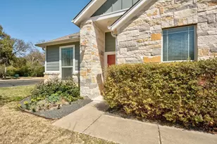 1332 Central Park Ct, Austin, TX 78745 - Photo 4