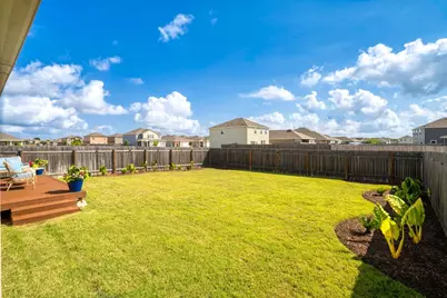 121 Rubrum Road, Kyle, TX 78640 - Photo 22