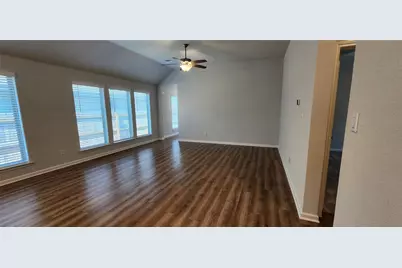460 Los Olives Lane, Liberty Hill, TX 78642 - Photo 10