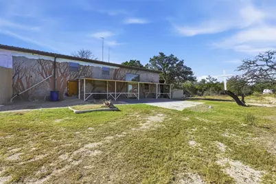 196 Southern Drive, Johnson City, TX 78636 - Photo 4