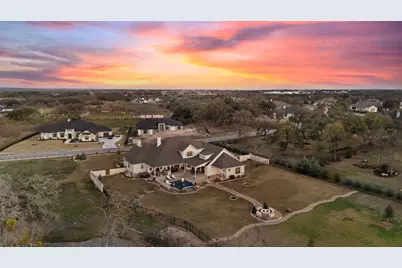 105 Deer Valley Drive, Georgetown, TX 78628 - Photo 40