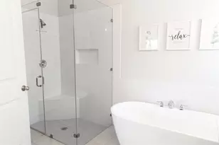 304 Winding Hollow Ln, Georgetown, TX 78628 - Photo 12