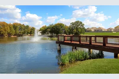 304 Winding Hollow Lane, Georgetown, TX 78628 - Photo 22