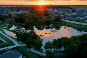 304 Winding Hollow Ln, Georgetown, TX 78628 - Photo 24