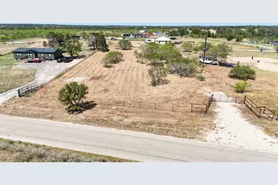 4049 Old Colony Line Road, Dale, TX 78616 - Photo 10