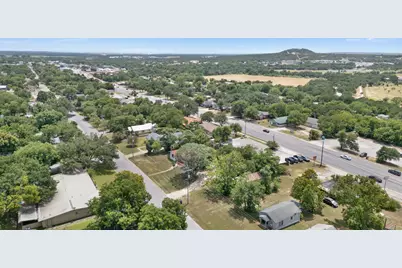 900 N Main Street, Burnet, TX 78611 - Photo 2