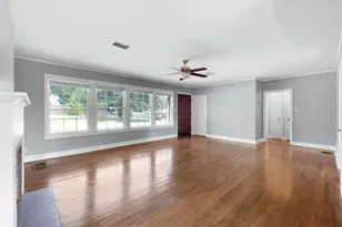 900 N Main St, Burnet, TX 78611 - Photo 10