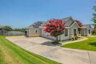112 Haven Cove, Hutto, TX 78634 - Photo 4
