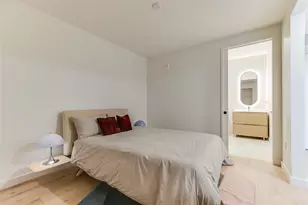 610 Davis St, Austin, TX 78701 - Photo 4