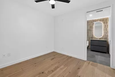 610 Davis Street #3206, Austin, TX 78701 - Photo 6