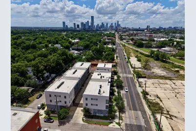 2709 E 5th Street #1306, Austin, TX 78702 - Photo 22