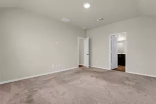 127 Sky Meadows Cir, San Marcos, TX 78666 - Photo 10