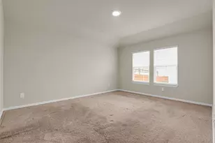 127 Sky Meadows Cir, San Marcos, TX 78666 - Photo 10