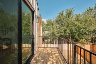 1215 Fort Branch Blvd, Austin, TX 78721 - Photo 26