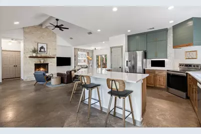 206 Cargill Drive, Briarcliff, TX 78669 - Photo 12