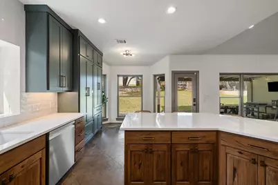 206 Cargill Drive, Briarcliff, TX 78669 - Photo 16