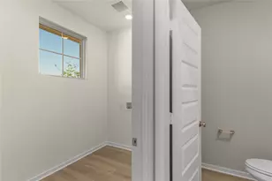 25605 Flora Bella Ln, Elgin, TX 78621 - Photo 10