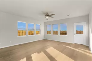 25605 Flora Bella Ln, Elgin, TX 78621 - Photo 14