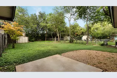 206 E Skyview Road, Austin, TX 78752 - Photo 28