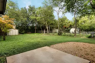 206 E Skyview Rd, Austin, TX 78752 - Photo 28