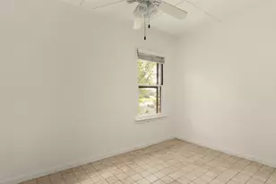 206 E Skyview Rd, Austin, TX 78752 - Photo 24