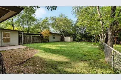 206 E Skyview Road, Austin, TX 78752 - Photo 30