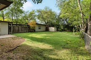 206 E Skyview Rd, Austin, TX 78752 - Photo 30