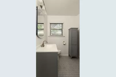 206 E Skyview Road, Austin, TX 78752 - Photo 18