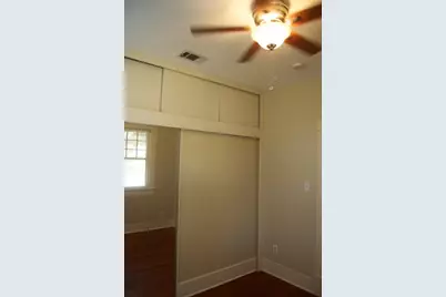 403 E 35th Street, Austin, TX 78705 - Photo 14