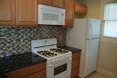 403 E 35th Street, Austin, TX 78705 - Photo 6