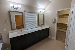 313 Summer Pointe Dr, Buda, TX 78610 - Photo 16