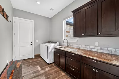 113 Jayhawk Ct Court, Burnet, TX 78611 - Photo 18