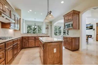 2401 Sailpoint Drive, Spicewood, TX 78669 - Photo 10